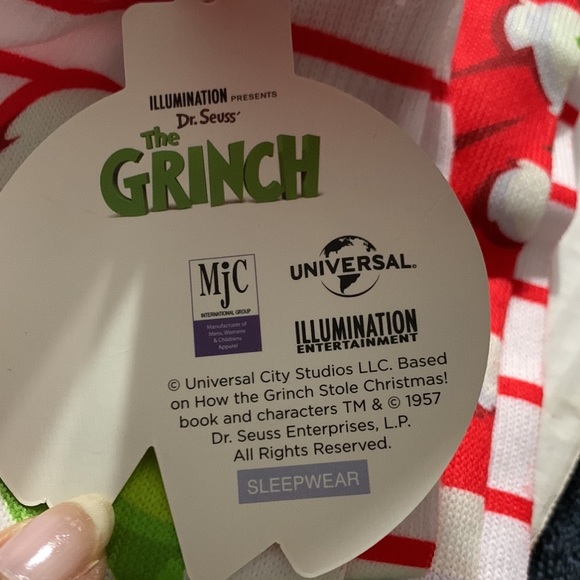 “The Grinch” Socks for Ladies - Picture 9 of 10